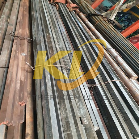 THÉP VUÔNG ĐẶC 22X22/ 25X25/ 30X30/ 35X35/ 40X40